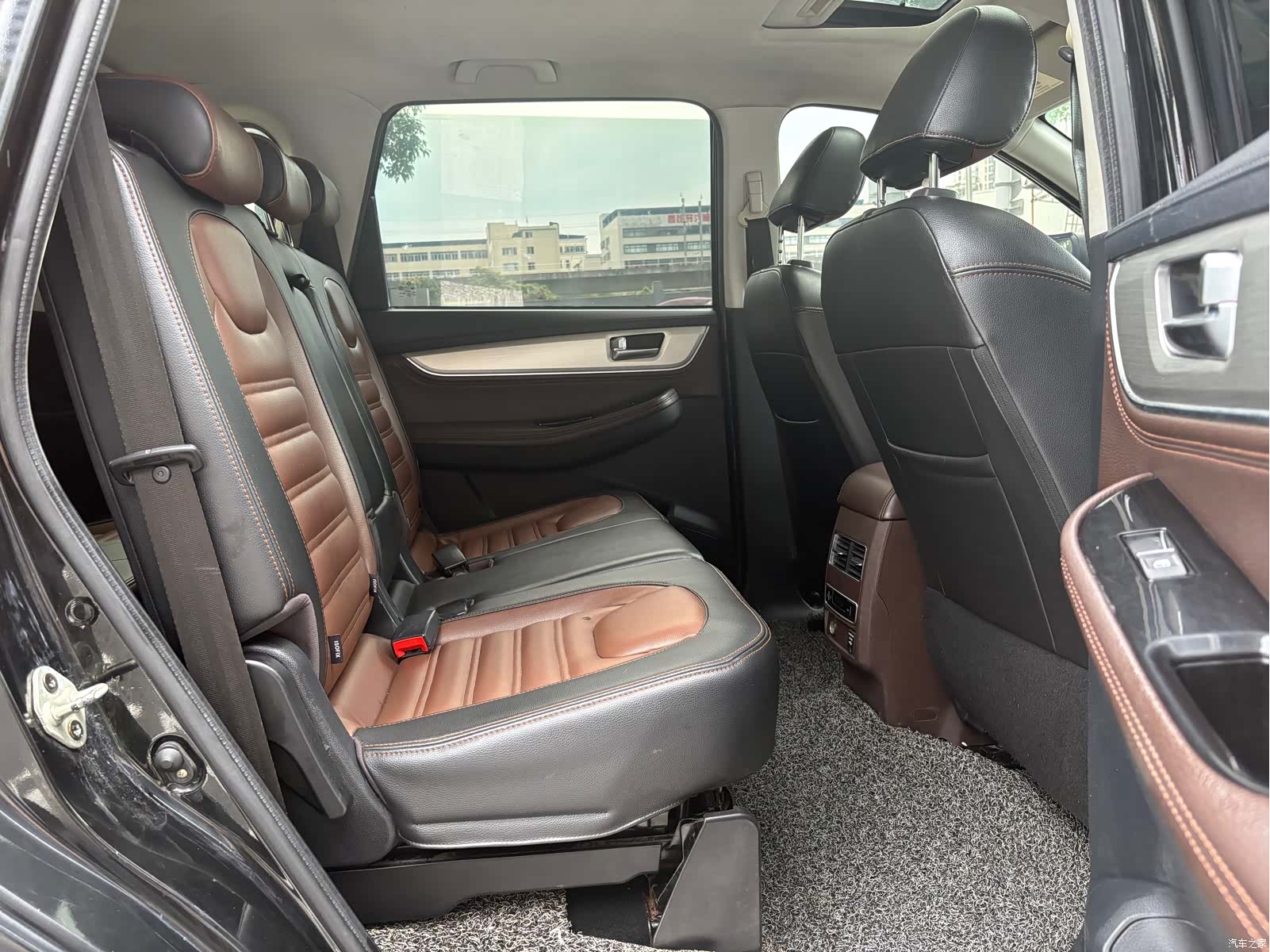 DongFeng SX6, 2018 9
