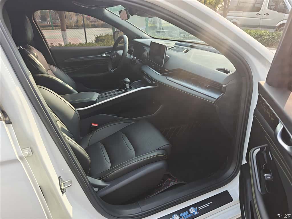Geely Preface, 2023 4