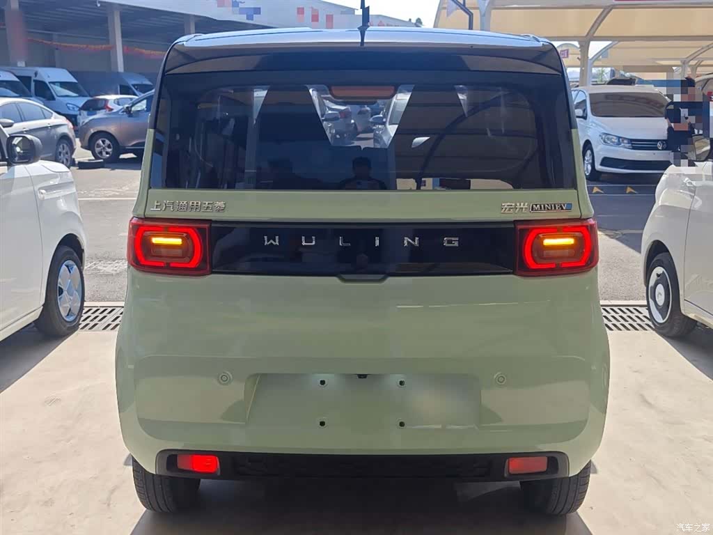 Wuling MINIEV, 2022 6
