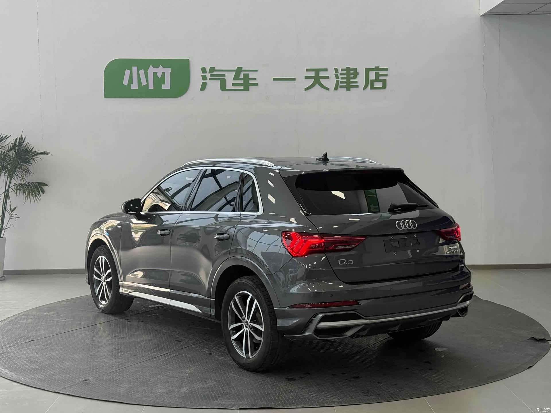Audi Q3, 2022 6
