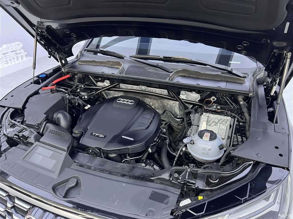 Audi Q5L, 2021 12