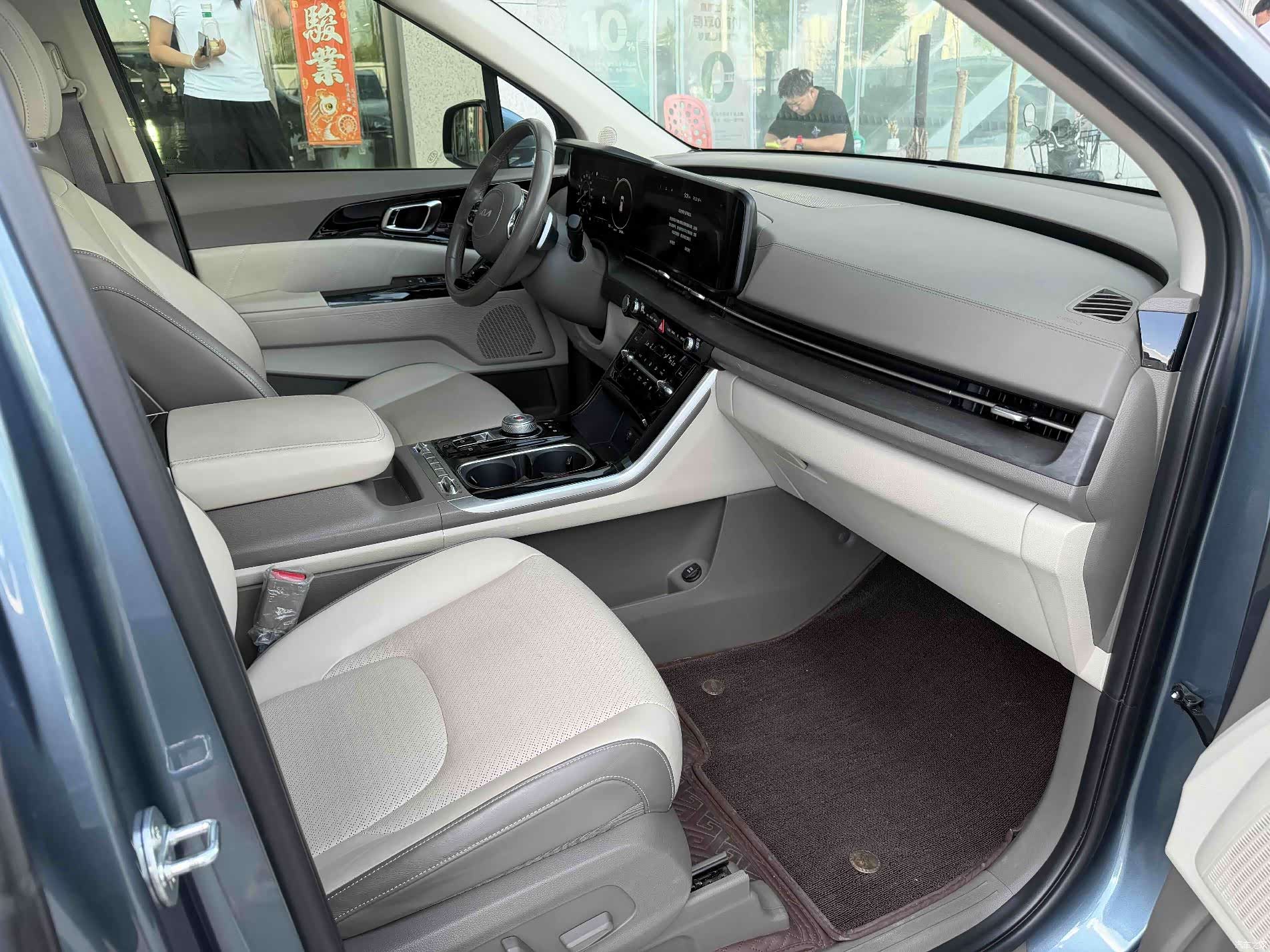 Kia Carnival, 2021 7
