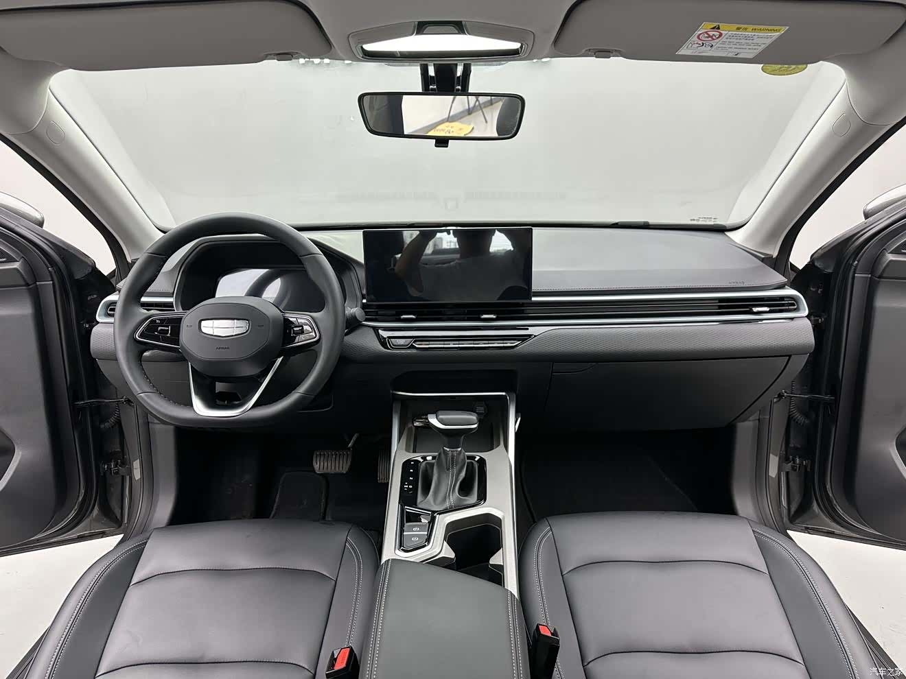 Geely Emgrand, 2025 7