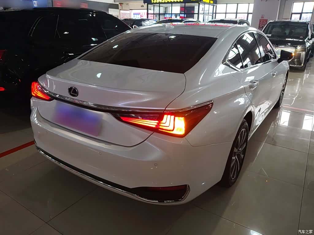 Lexus ES, 2019 7