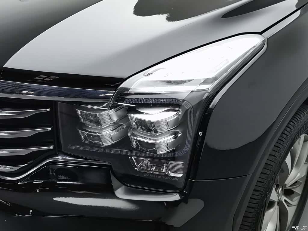 Trumpchi GS8, 2017 7