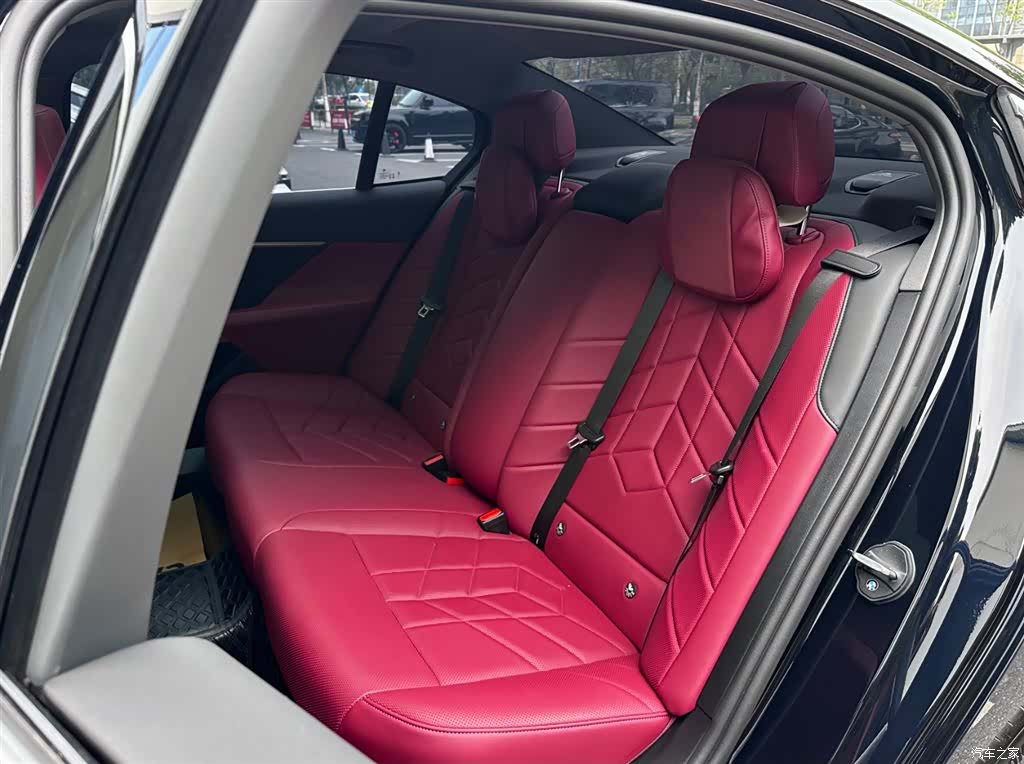 BMW 5 Series, 2024 20