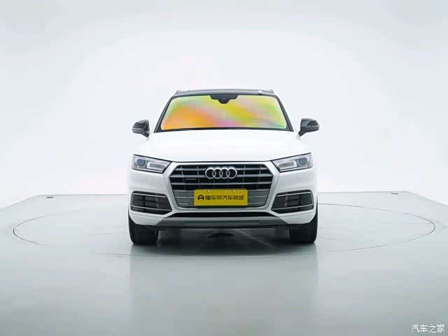 Audi Q5L, 2020 все фото