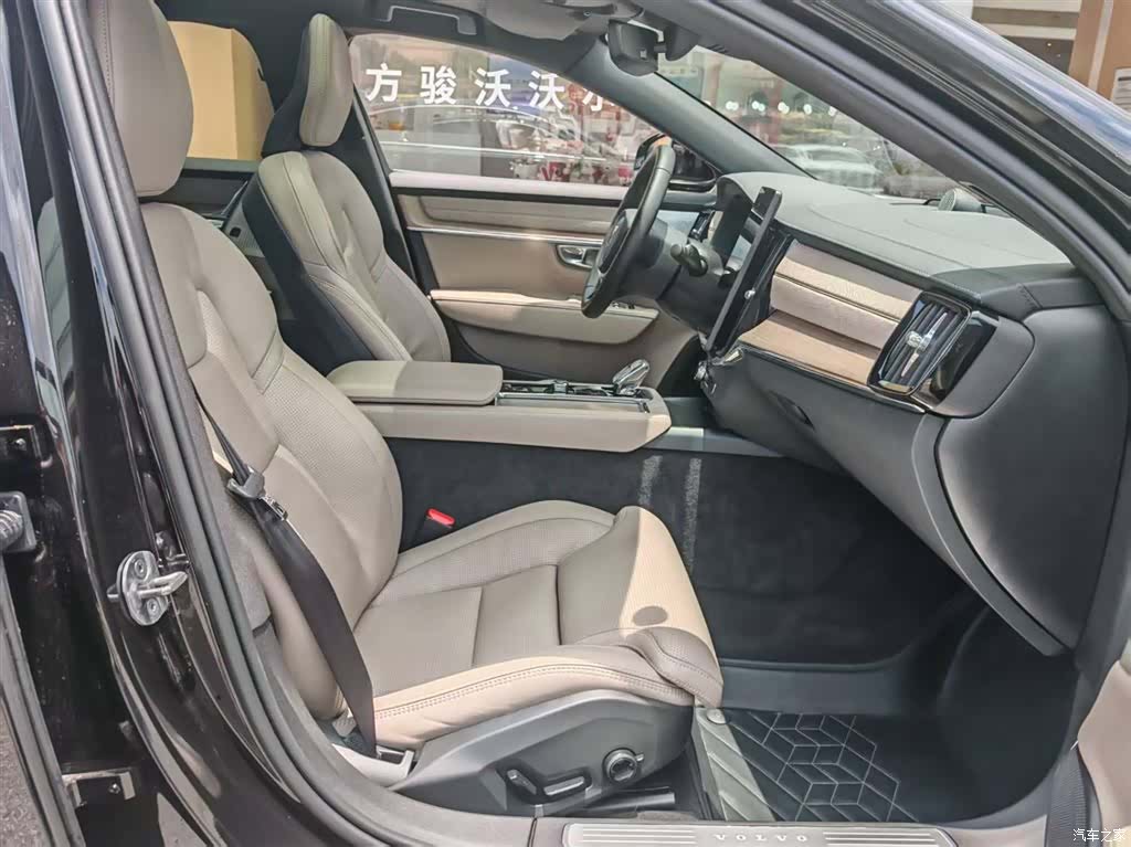 Volvo S90, 2025 16