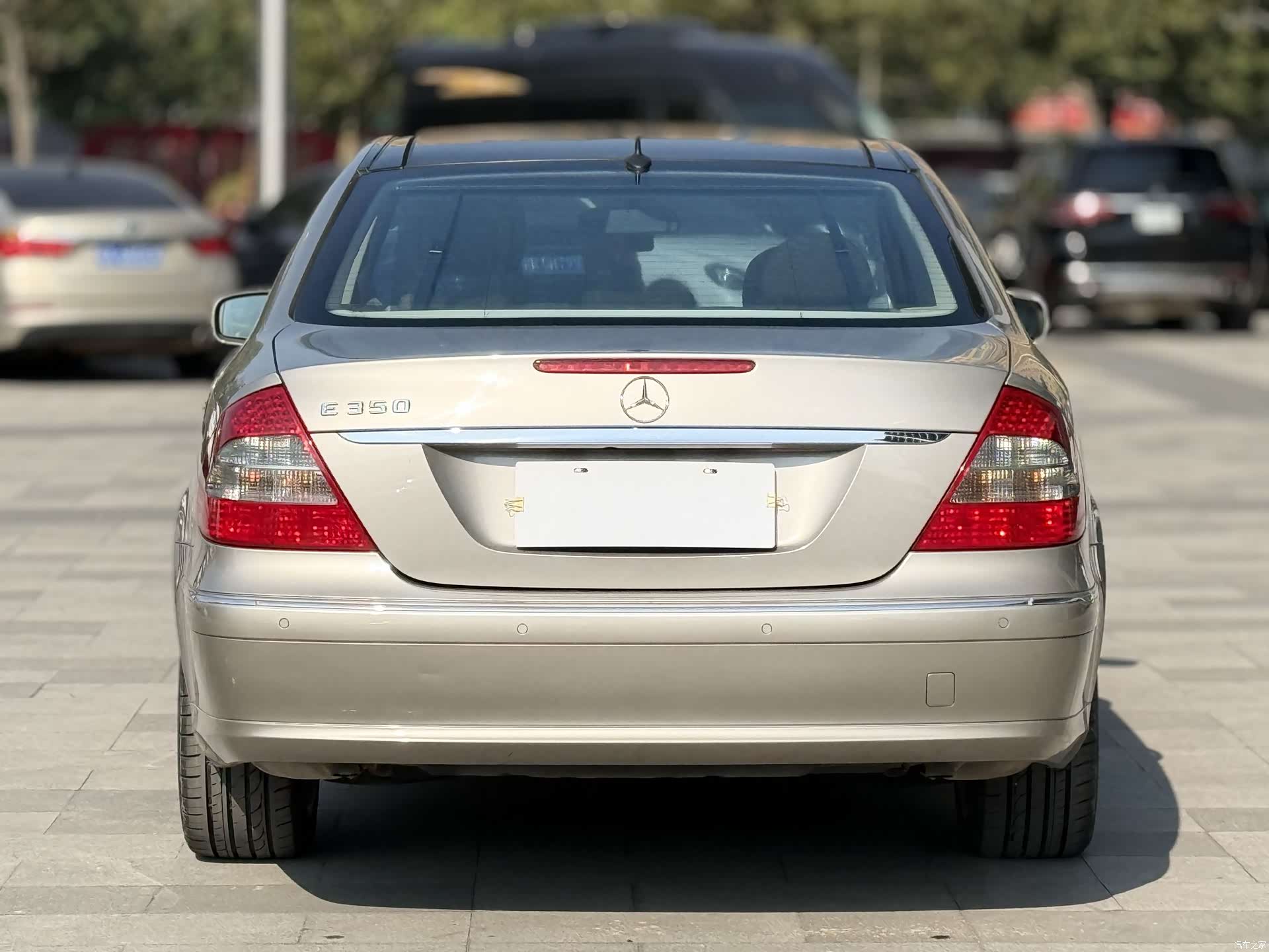 Mercedes-Benz E-Class, 2008 4