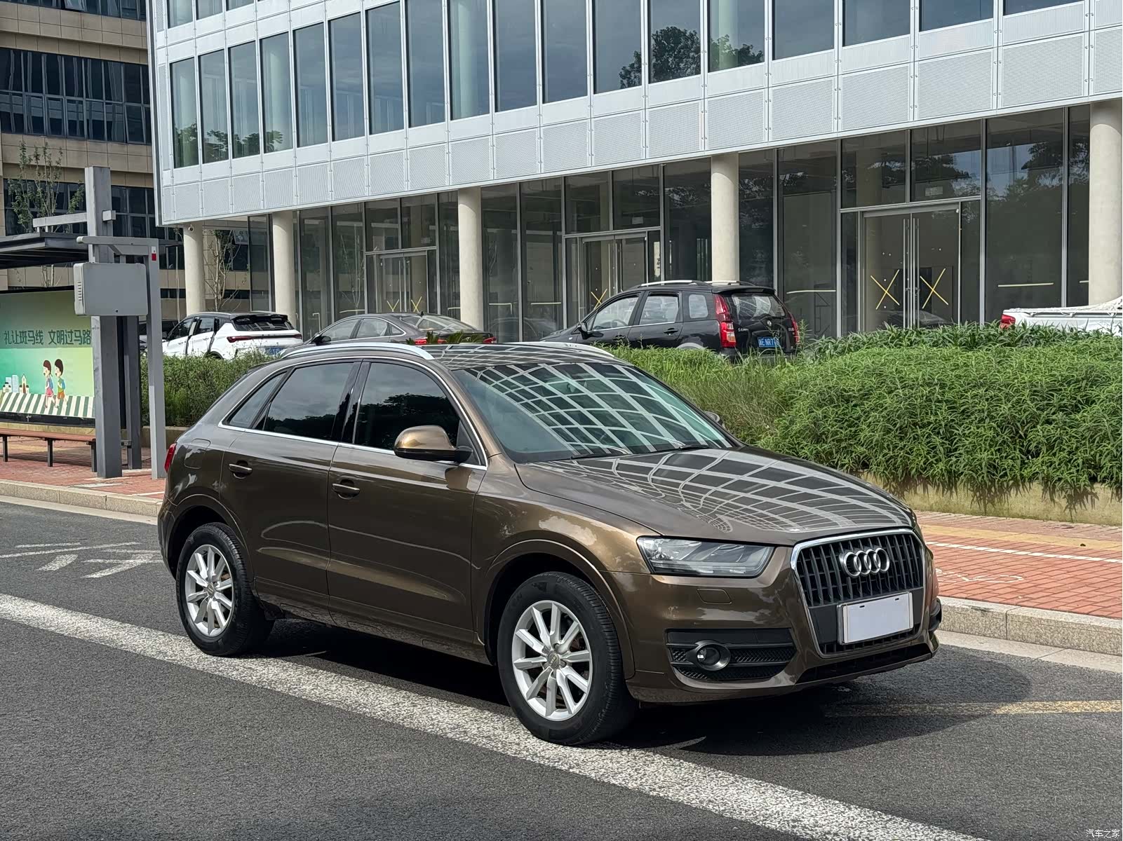 Audi Q3, 2013 3