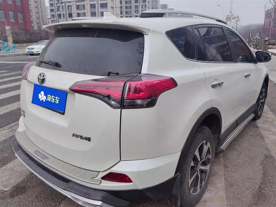 Toyota RAV4 Rongfang