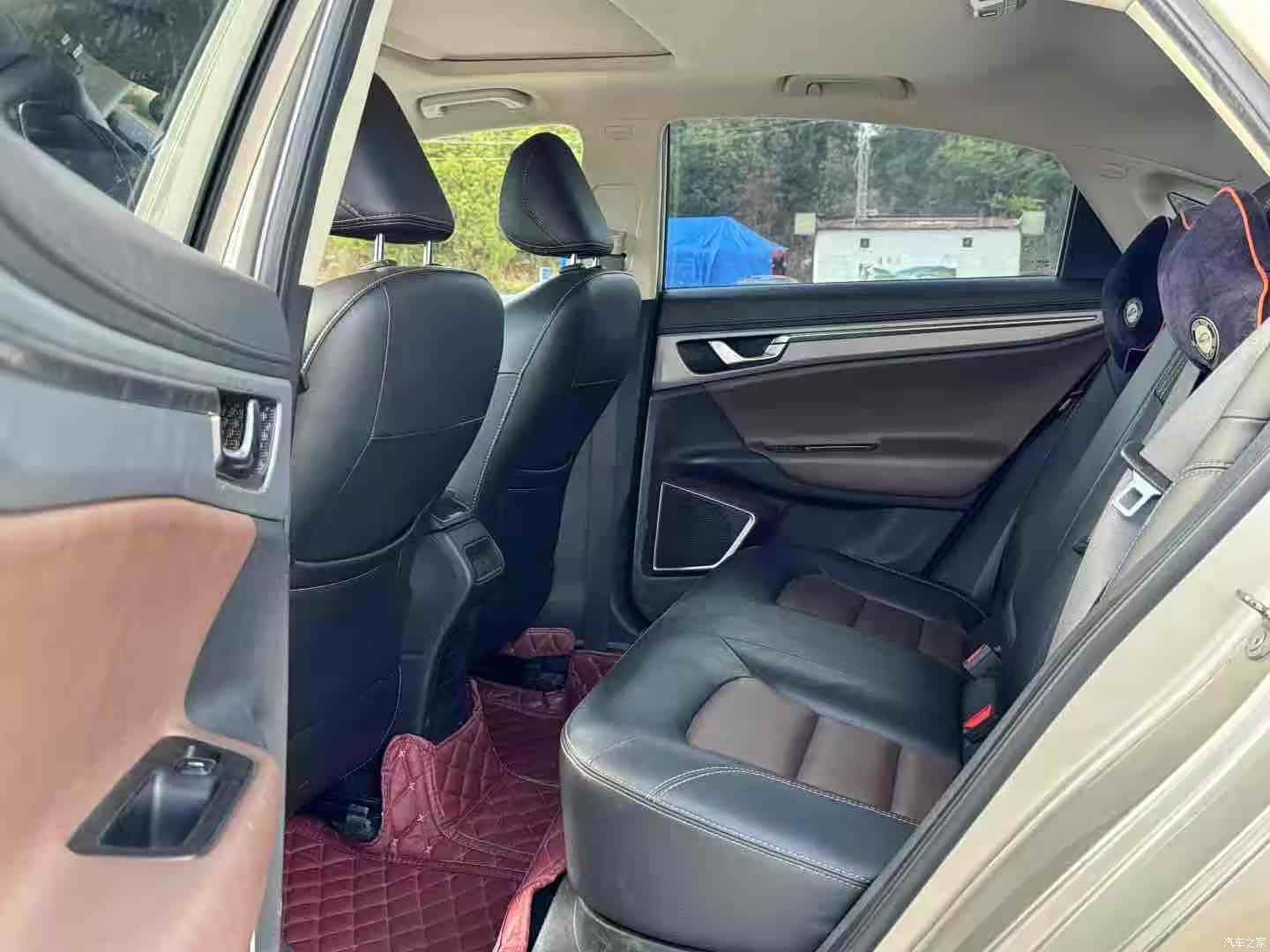 Geely Emgrand, 2016 8