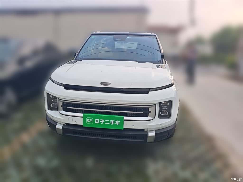 Geely Icon, 2022 24