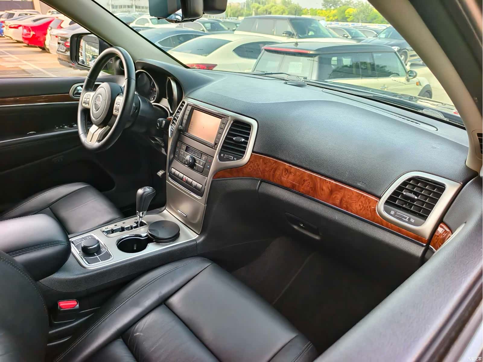 Jeep Grand Cherokee, 2013 17