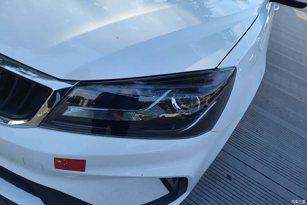 Geely Emgrand, 2021 все фото