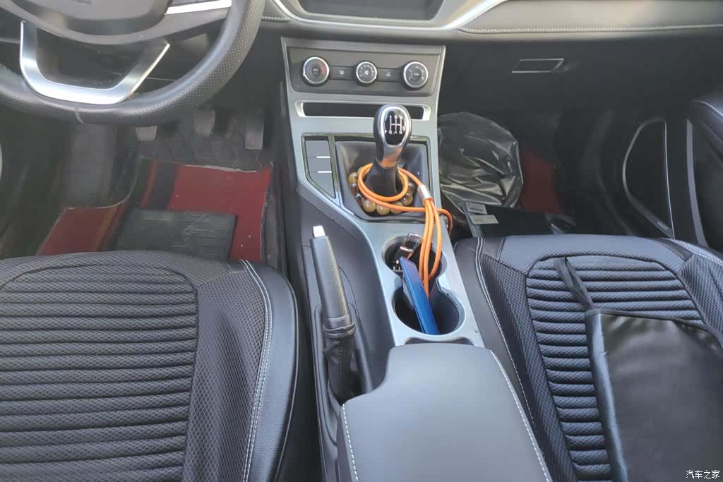 Geely Emgrand, 2021 16