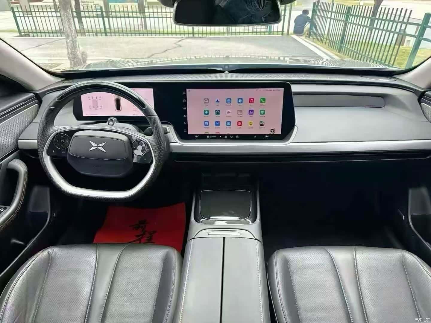 Xpeng P7, 2021 все фото