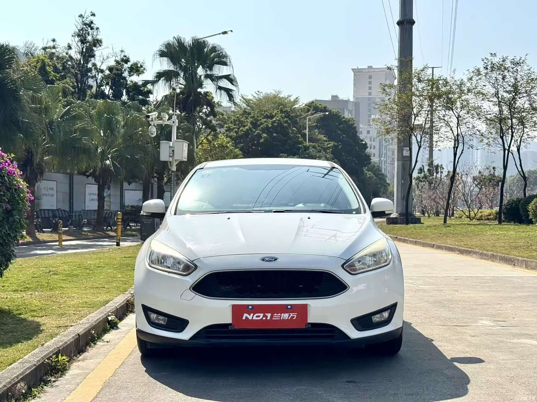 Ford Focus, 2015 3