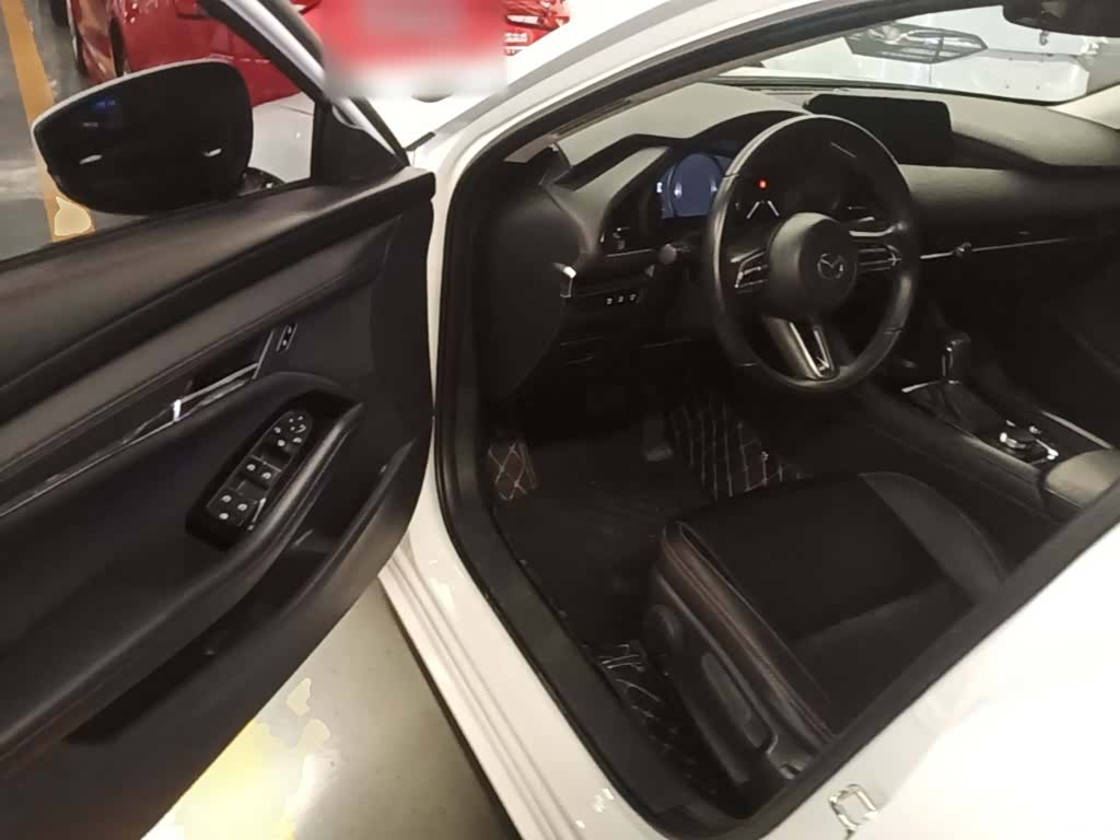 Mazda Mazda3, 2024 16