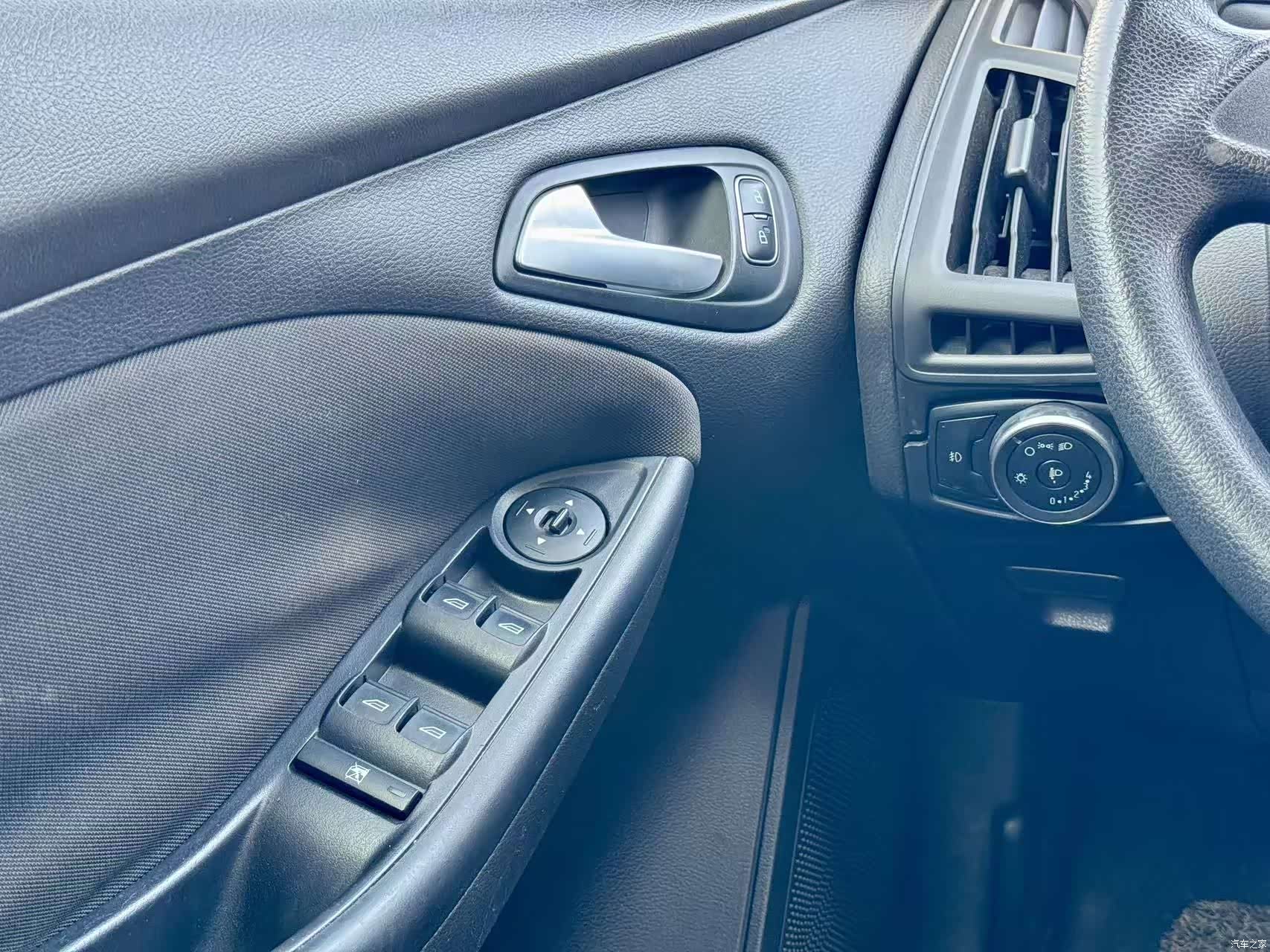 Ford Focus, 2015 14