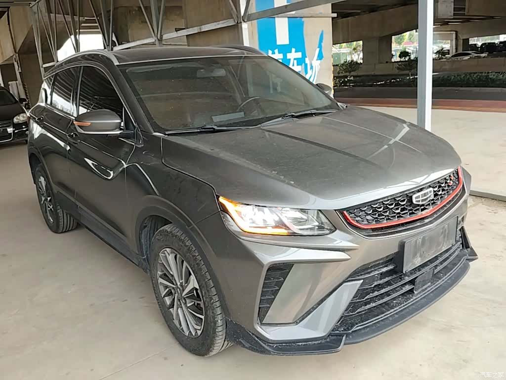 Geely Coolray, 2022 4