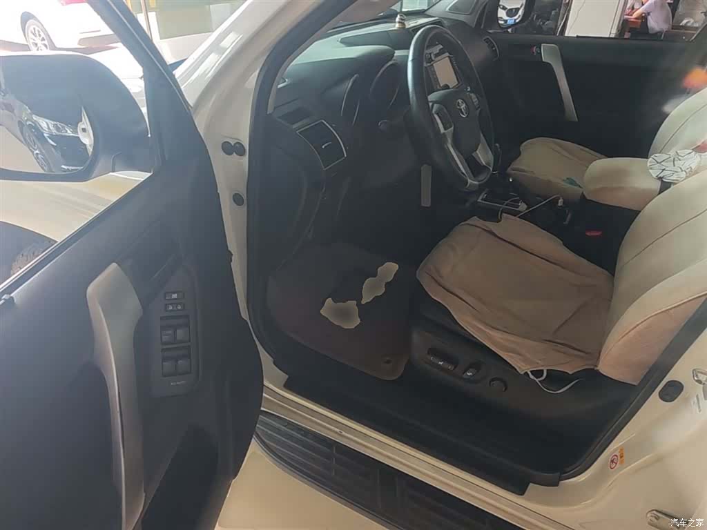 Toyota Prado, 2015 16