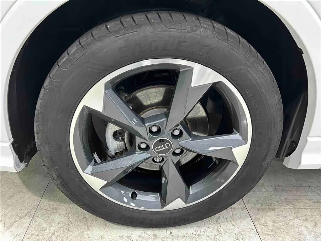 Audi Q3, 2023 20