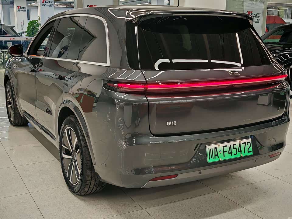 Li Auto Ideal L8