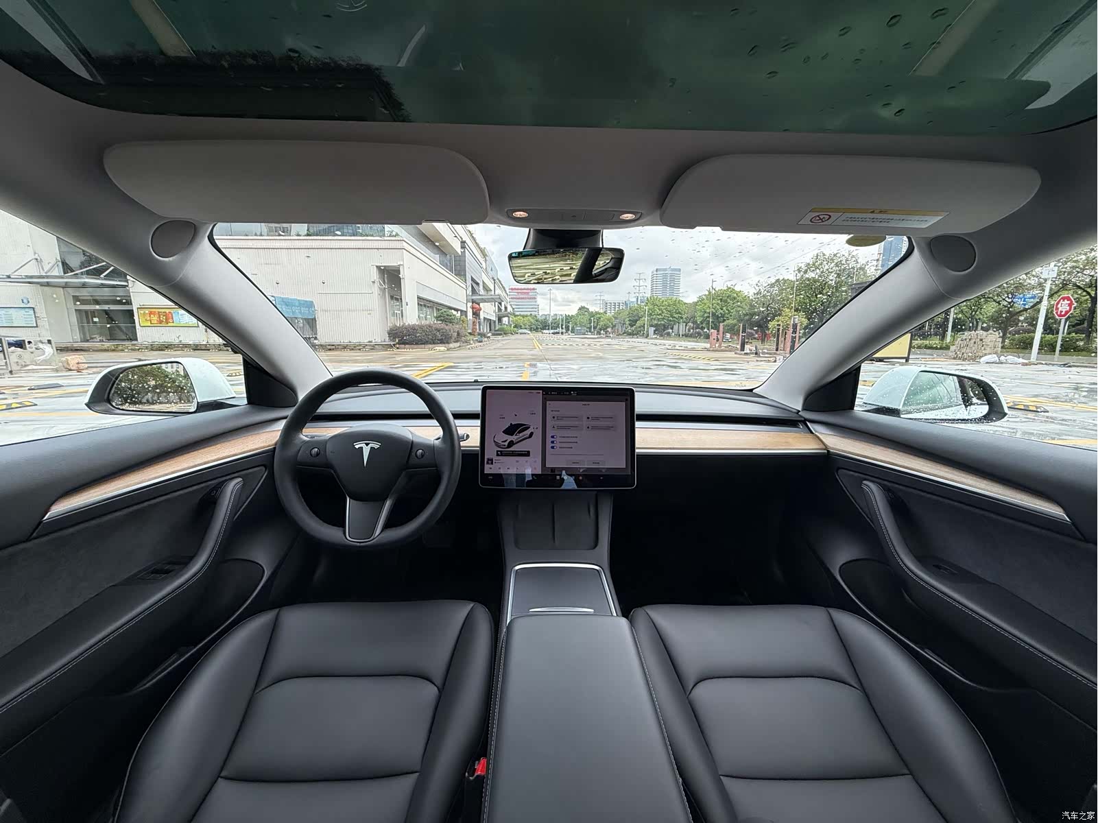 Tesla Model 3, 2021 все фото
