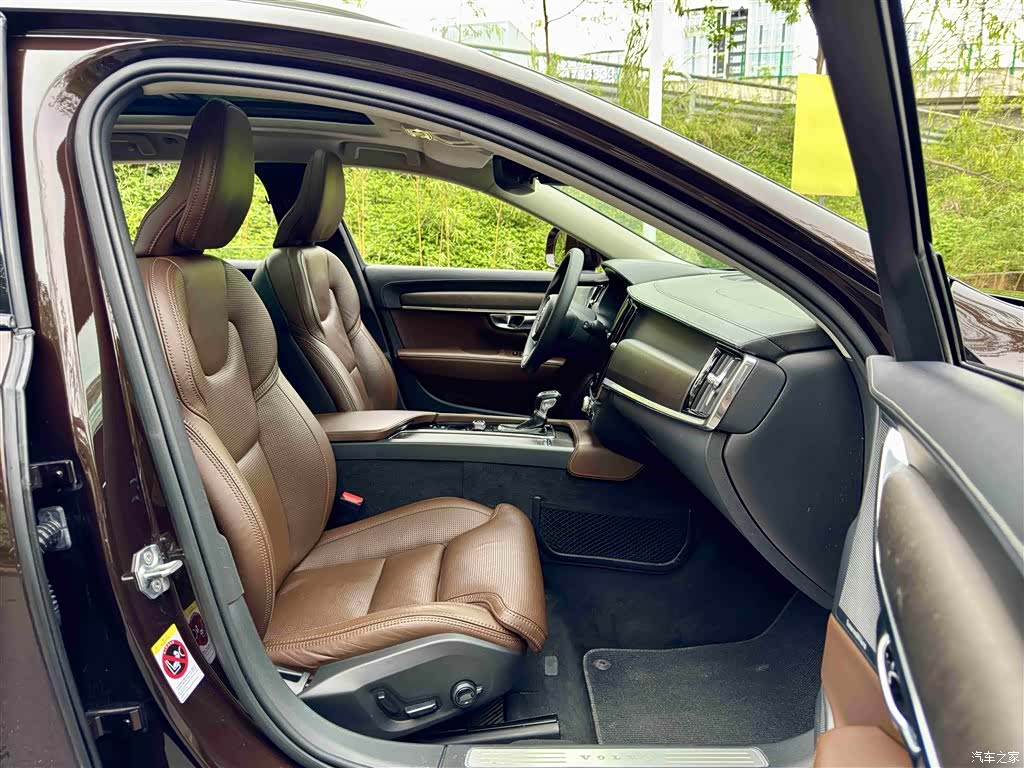 Volvo V90, 2019 4