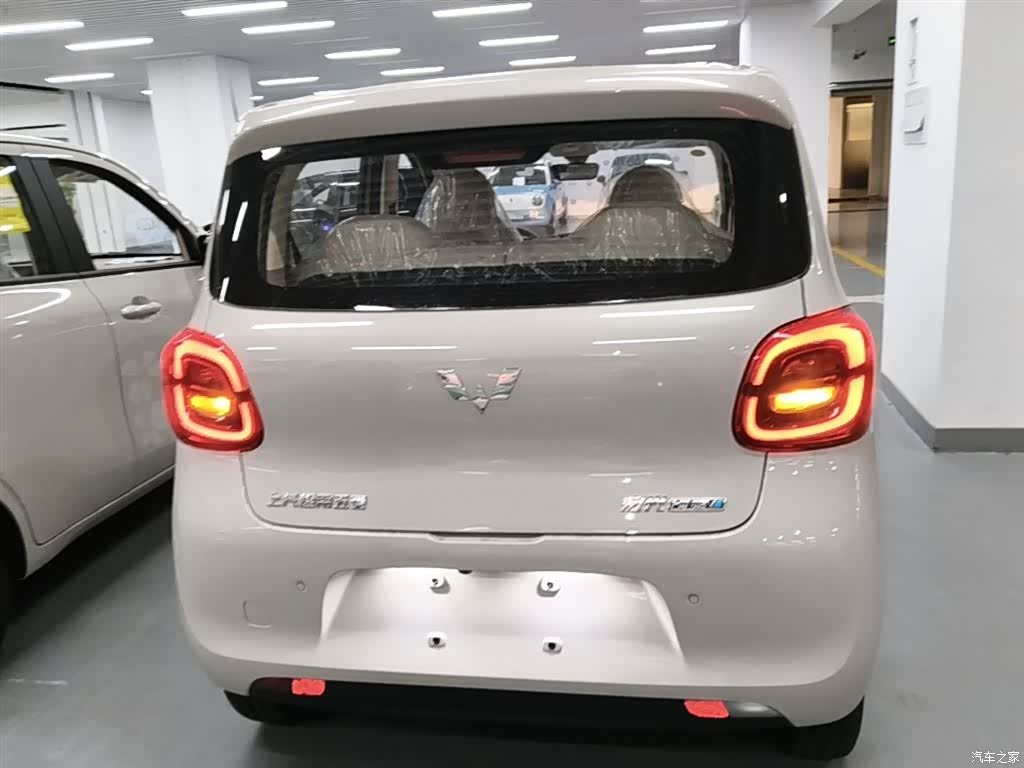 Wuling MINIEV, 2026 6