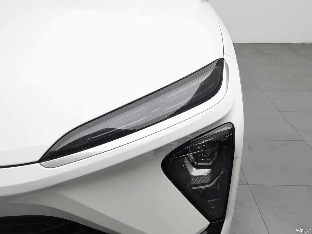 NIO ES6, 2022 7