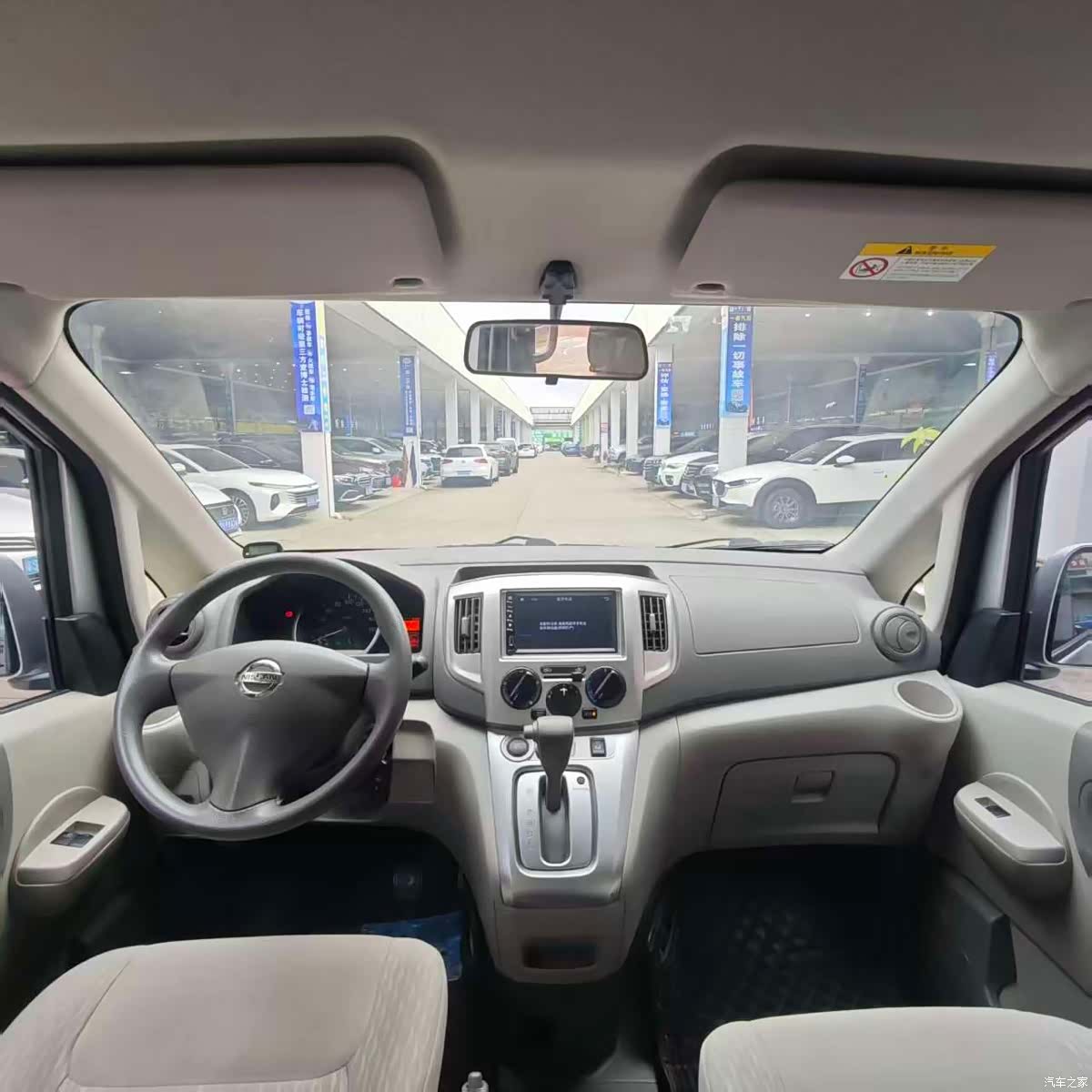 Nissan NV200, 2019 6