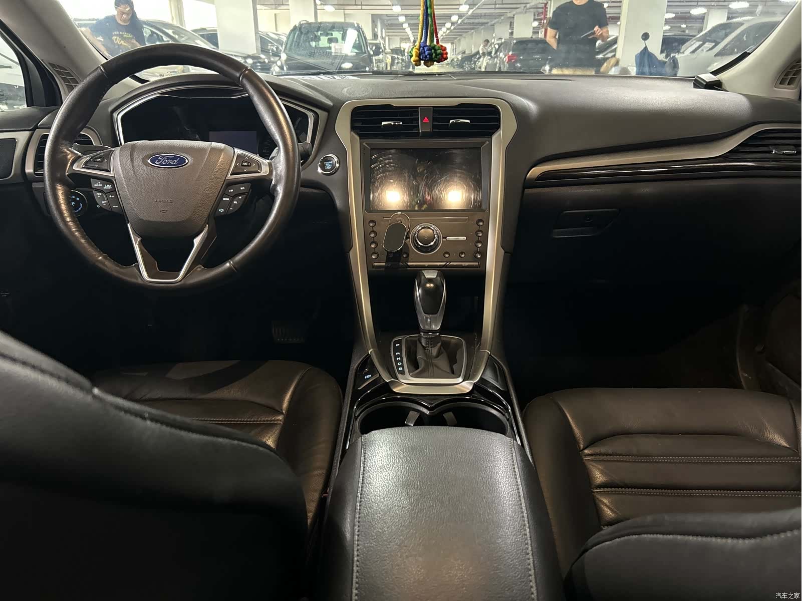 Ford Mondeo, 2015 13