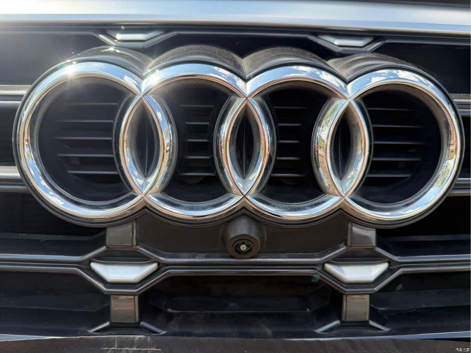 Audi Q3, 2022 10