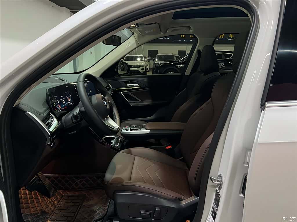 BMW X1, 2024 9