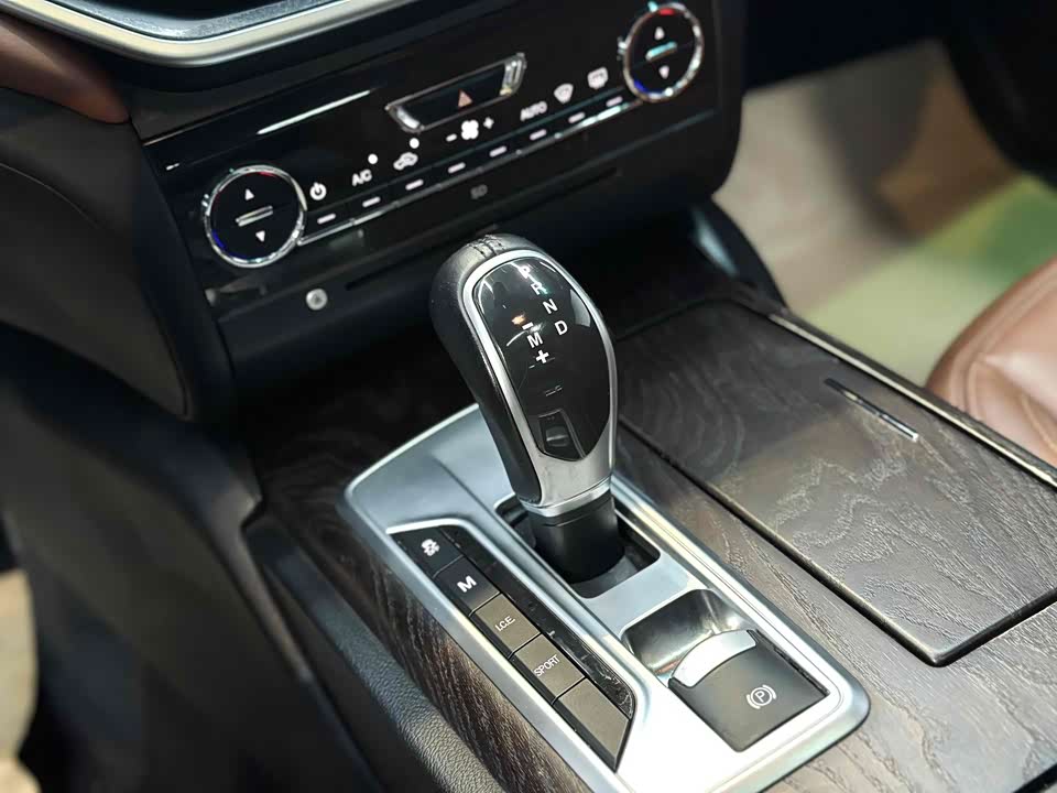 Maserati Ghibli Maserati Ghibli