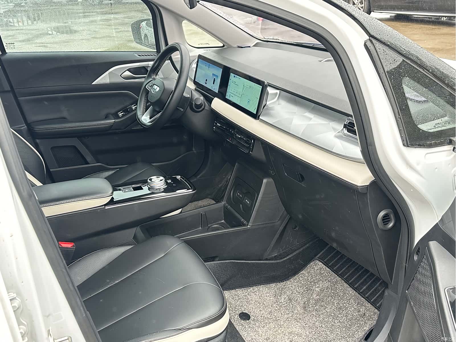 Geely E, 2022 17