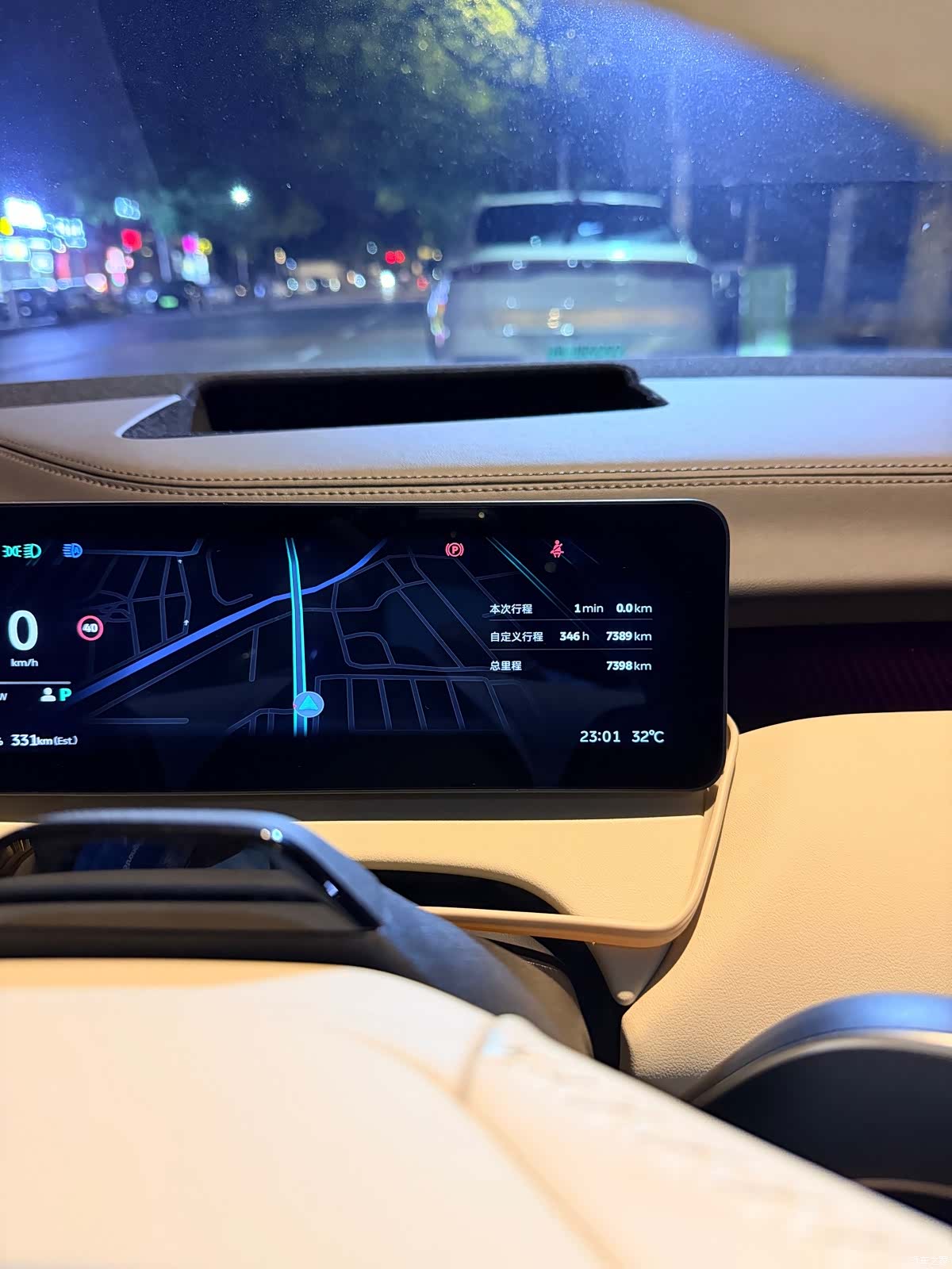 NIO ET5, 2025 все фото