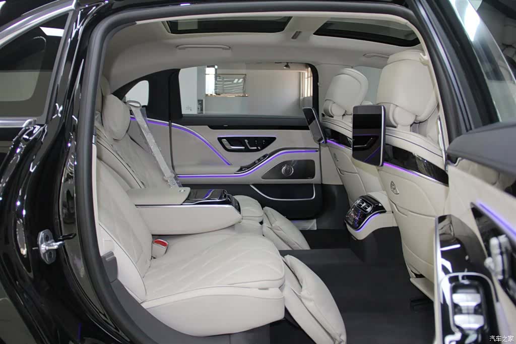 Maybach S-Class, 2025 10