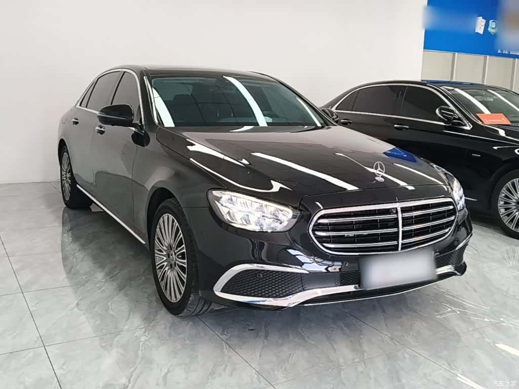 Mercedes-Benz E-Class, 2022 4