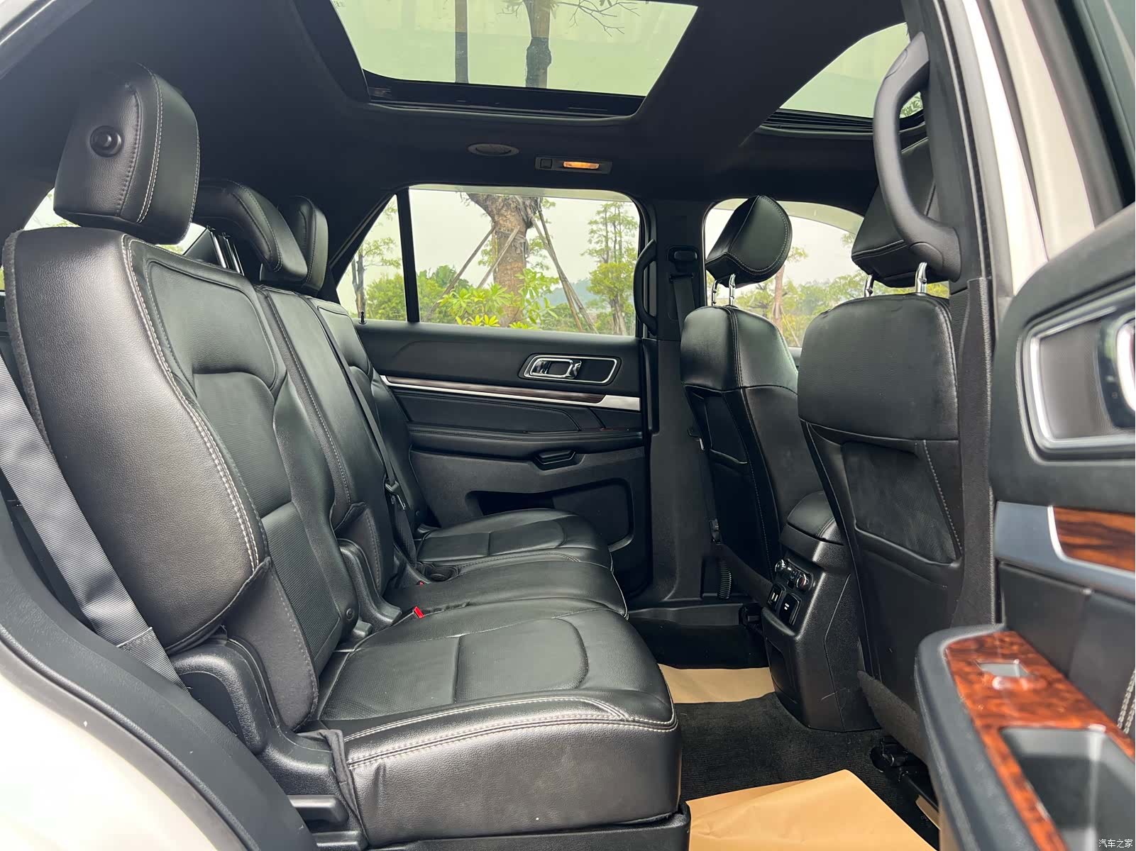 Ford Explorer, 2018 20