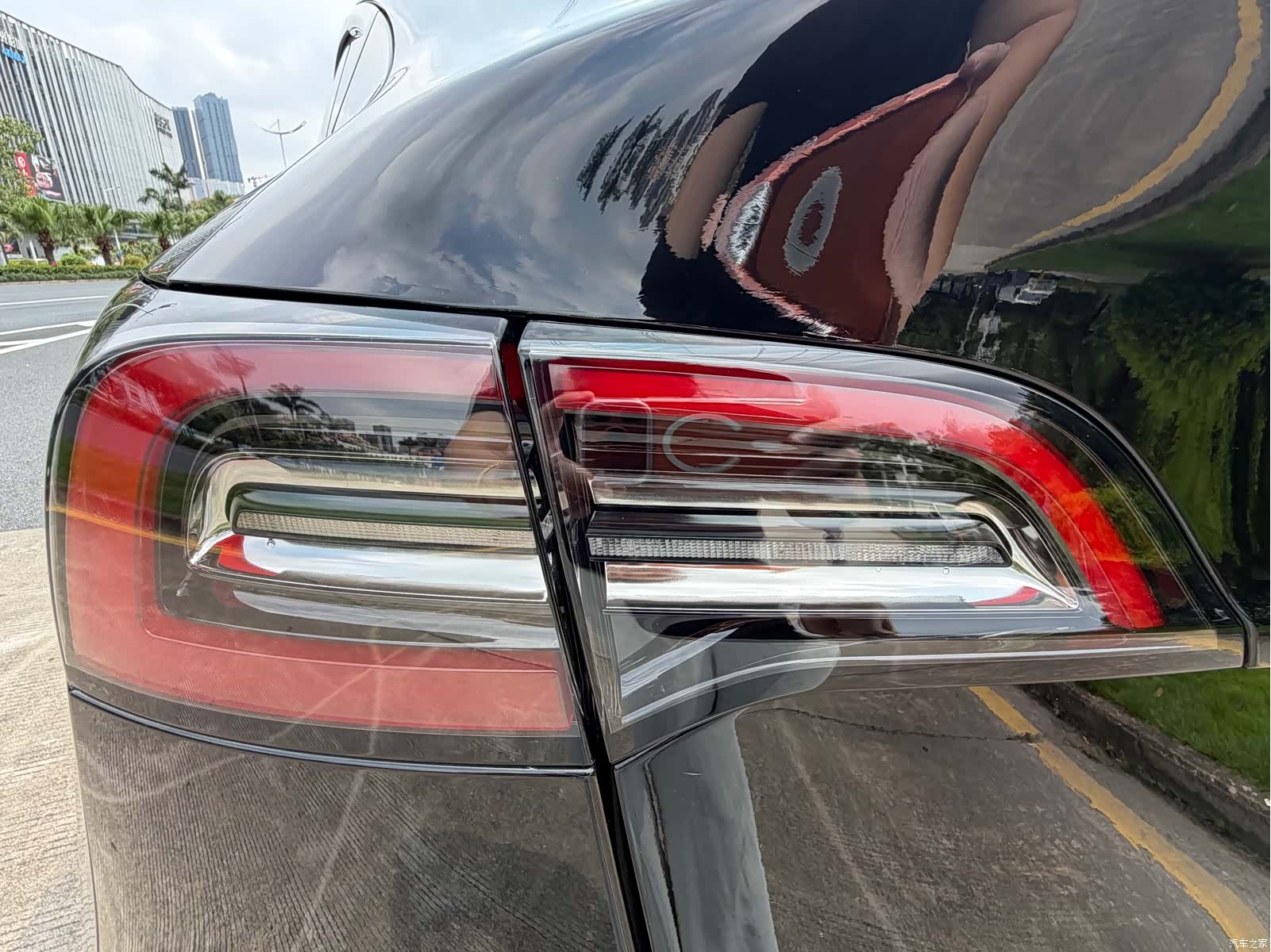 Tesla Model Y, 2023 21