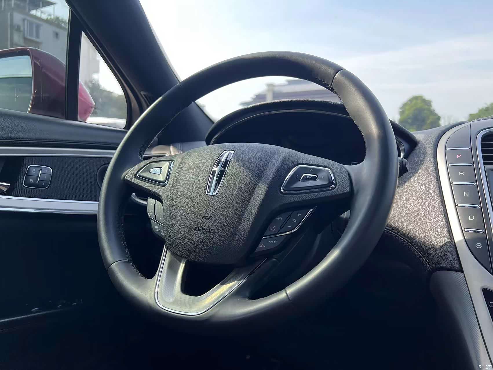 Lincoln MKX, 2016 12