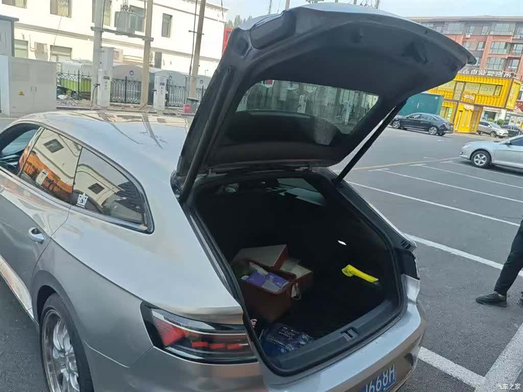 Volkswagen Arteon, 2022 10