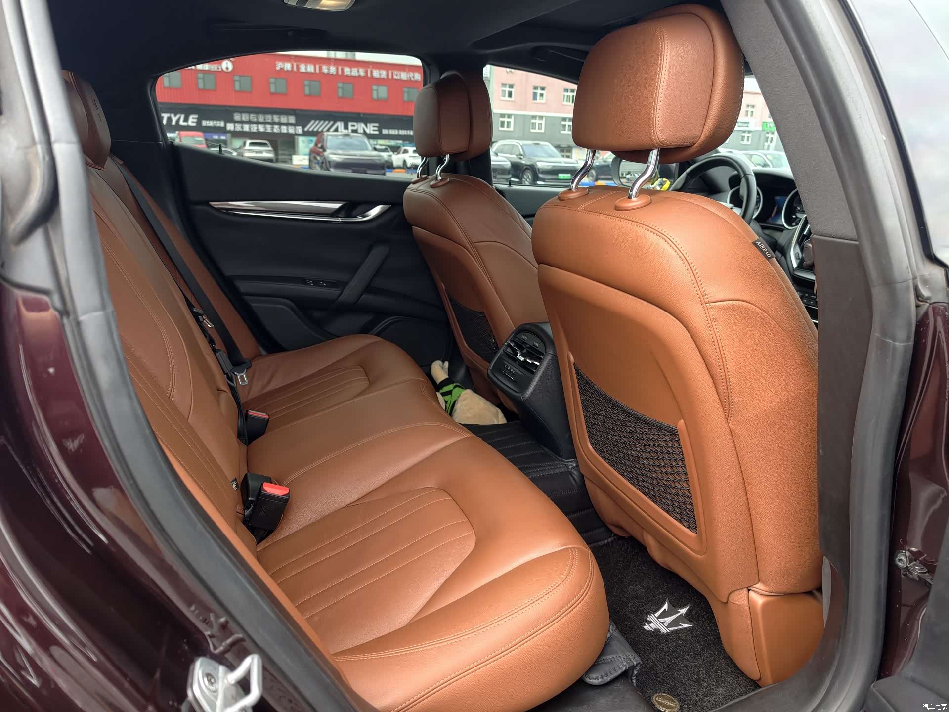 Maserati Ghibli, 2019 13