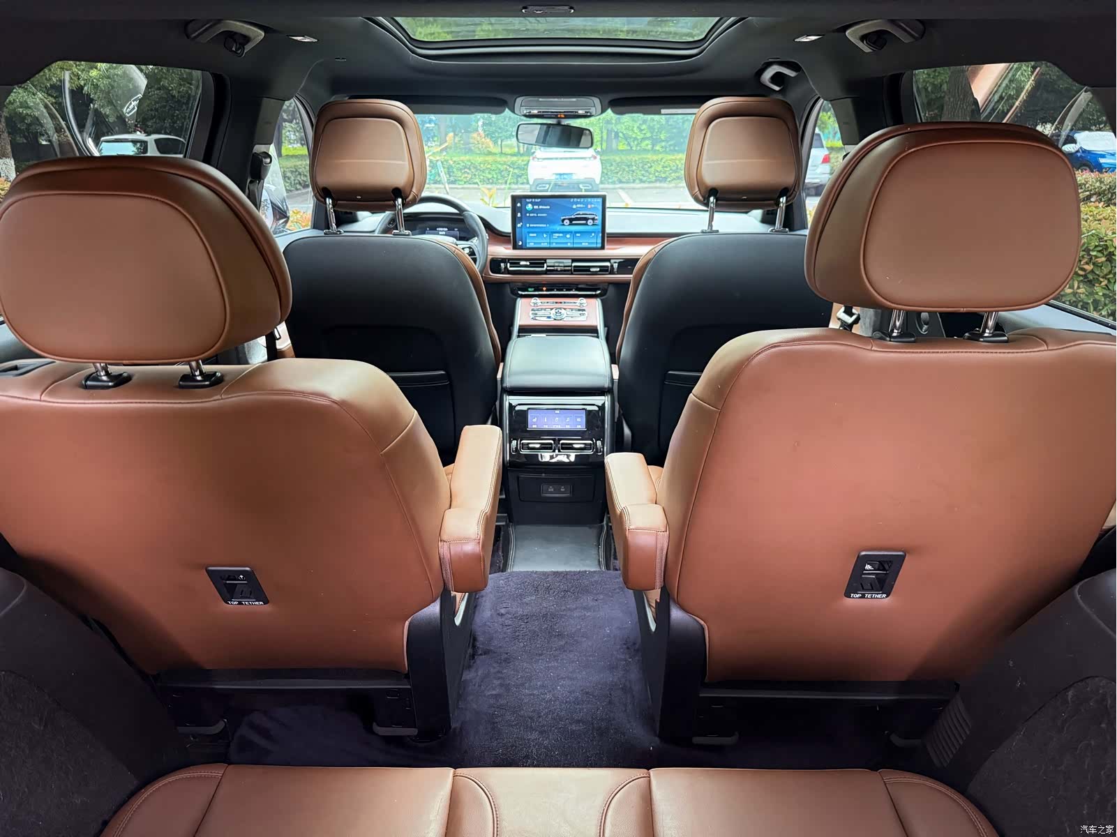 Lincoln Aviator, 2024 15