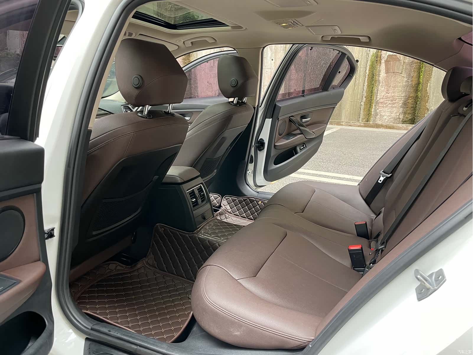BMW 3 Series, 2018 12