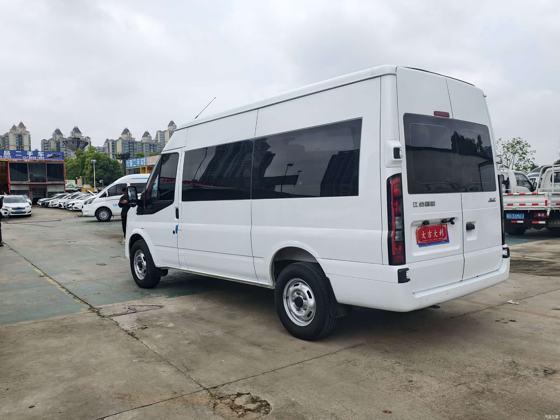 JMC 6MT7, 2025 14