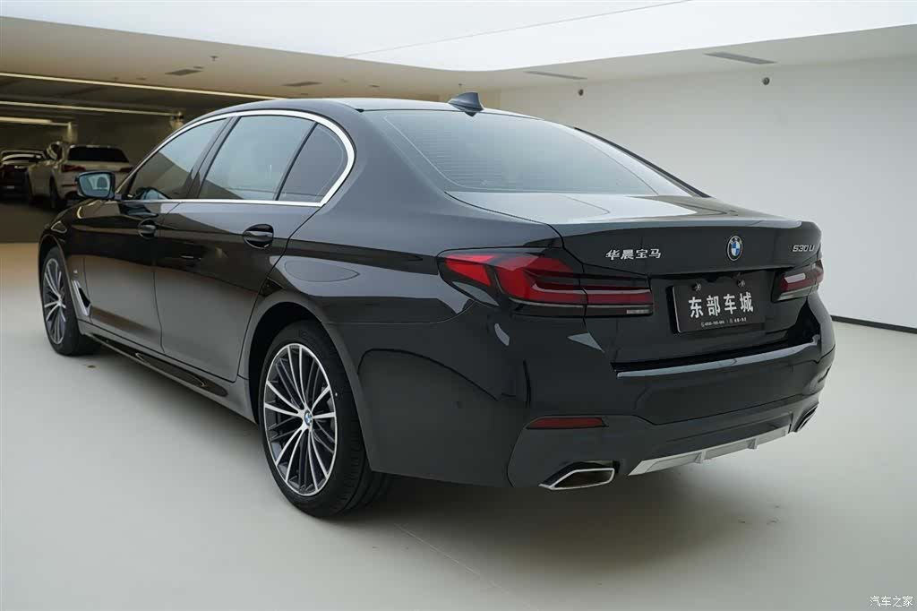 BMW 5 Series, 2024 13